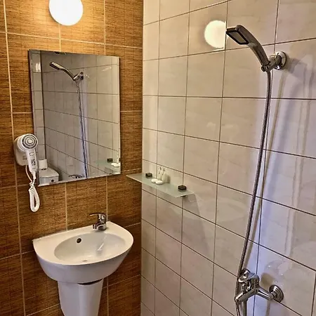 Hotel O Bel 2*